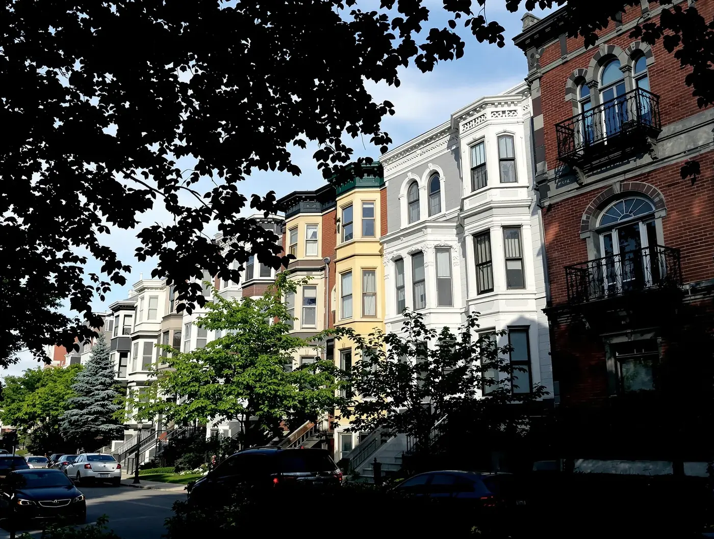 Plateau Mont-Royal architecture triplex Montreal
